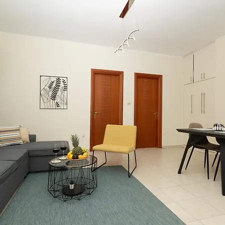 Casa Stefanos וילה